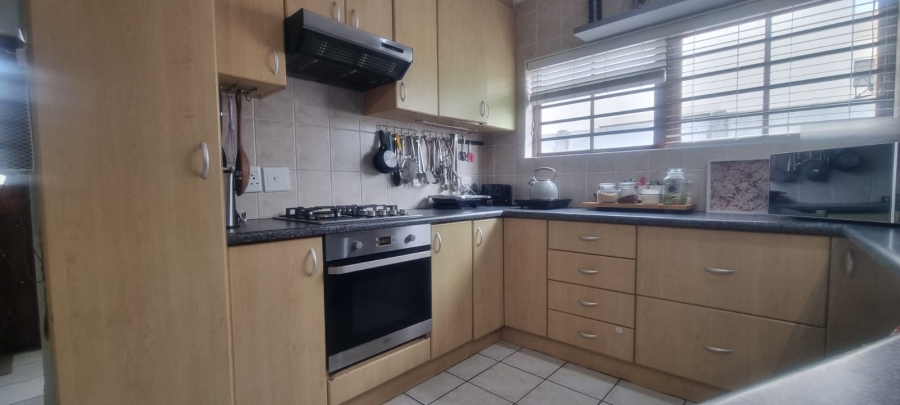 3 Bedroom Property for Sale in Parklands Western Cape